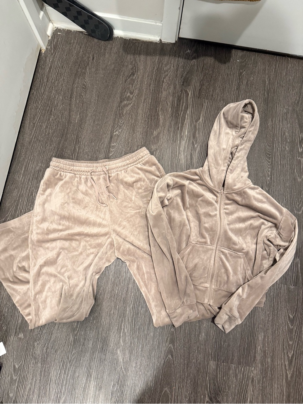 H&M Velour Zip Hoodie and Joggers in Taupe Beige